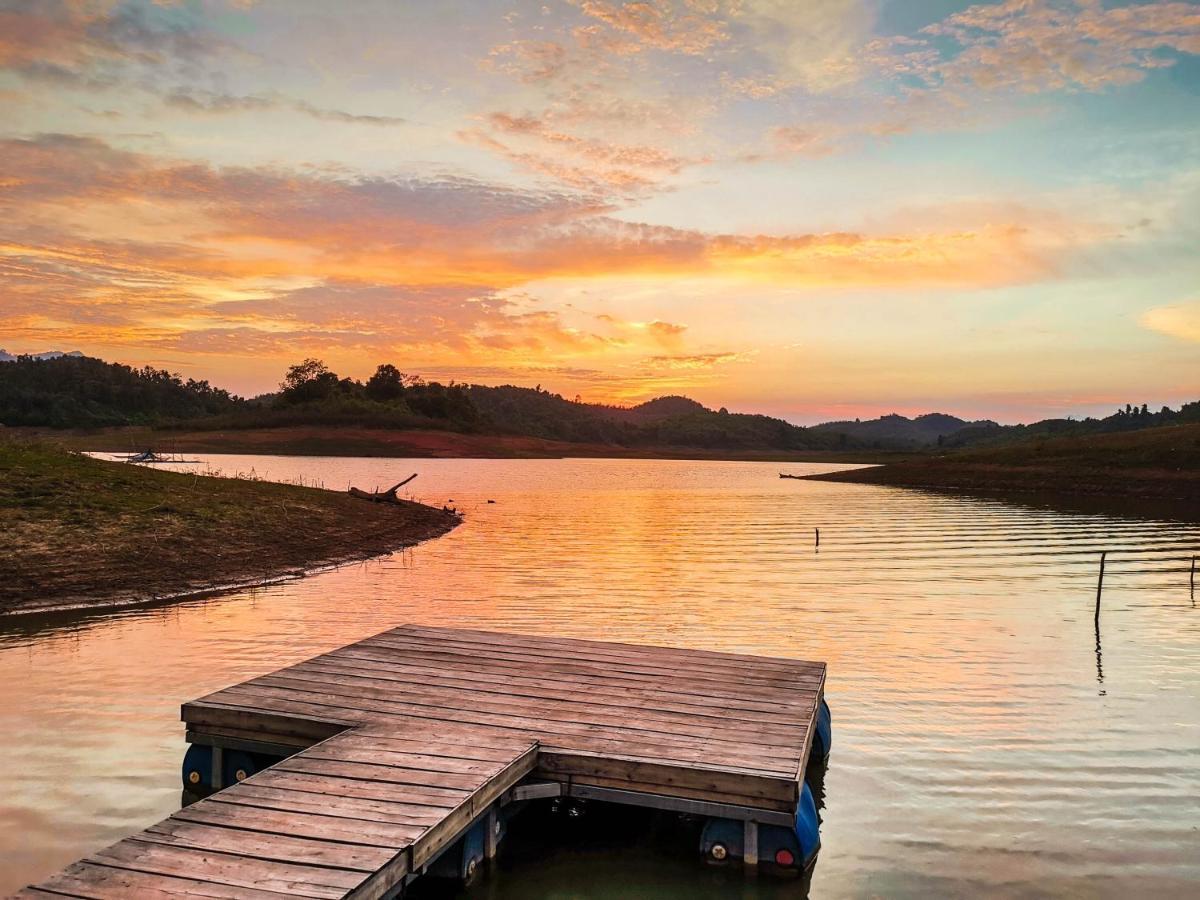Sunset Nam Ngum Resort Vang Vieng Exteriér fotografie