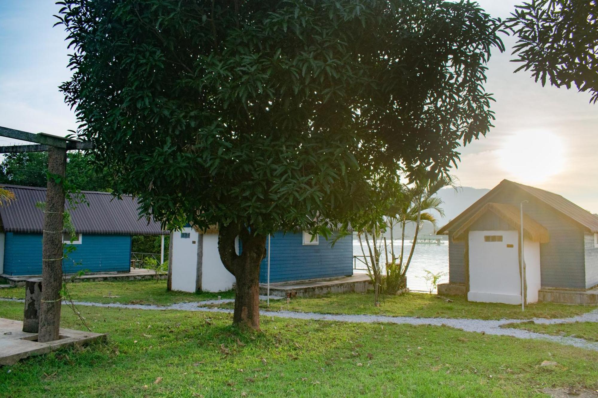 Sunset Nam Ngum Resort Vang Vieng Exteriér fotografie