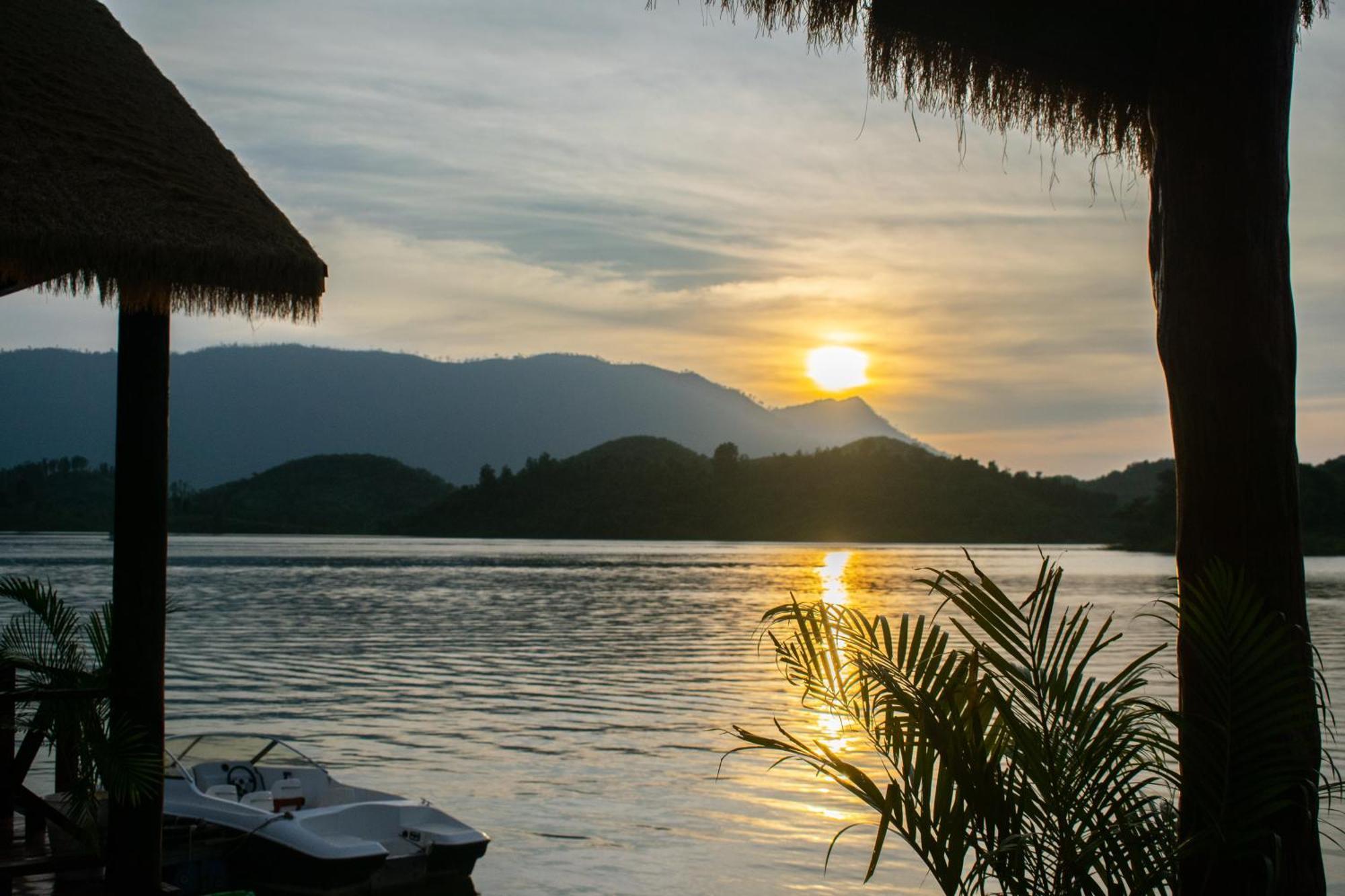 Sunset Nam Ngum Resort Vang Vieng Exteriér fotografie